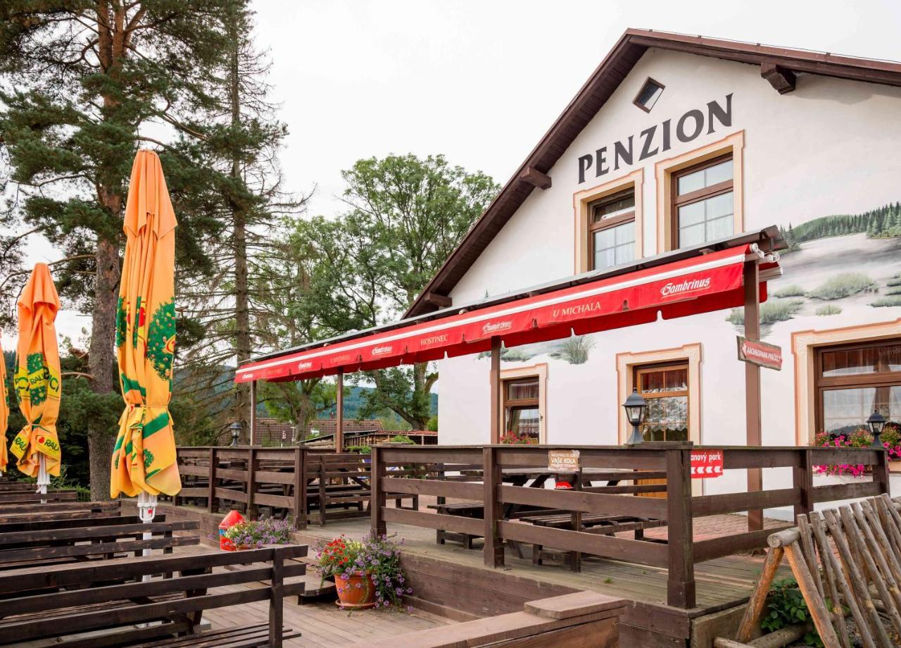 Penzion U Michala Прашиле Екстериор снимка